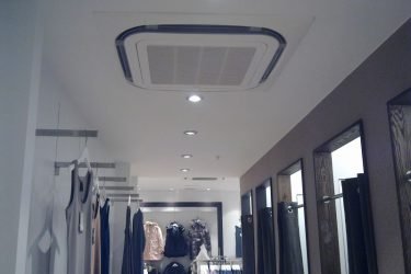 Airconditioning kledingwinkel